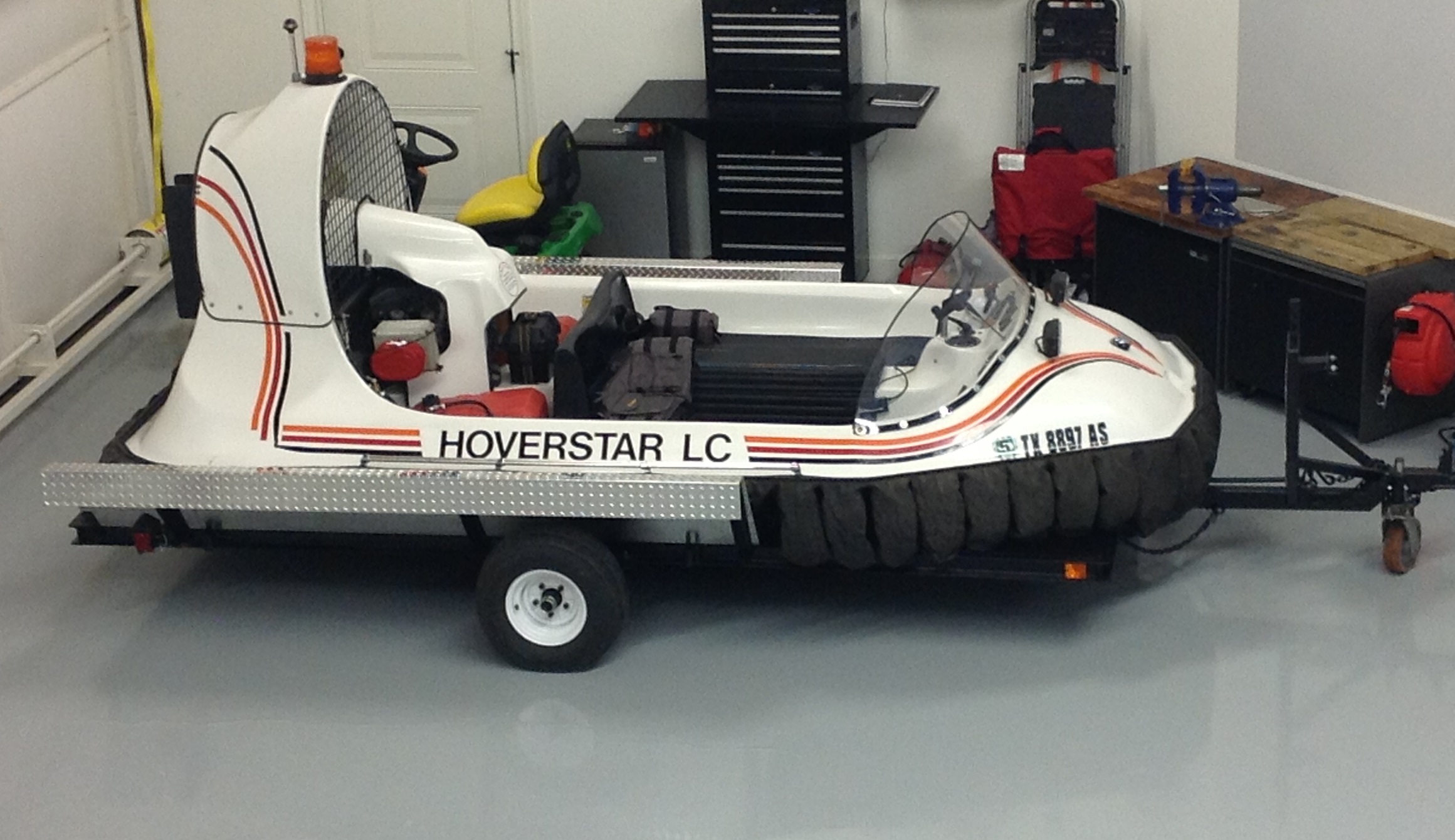 Hovertechnics Hoverstar LC Hovercraft